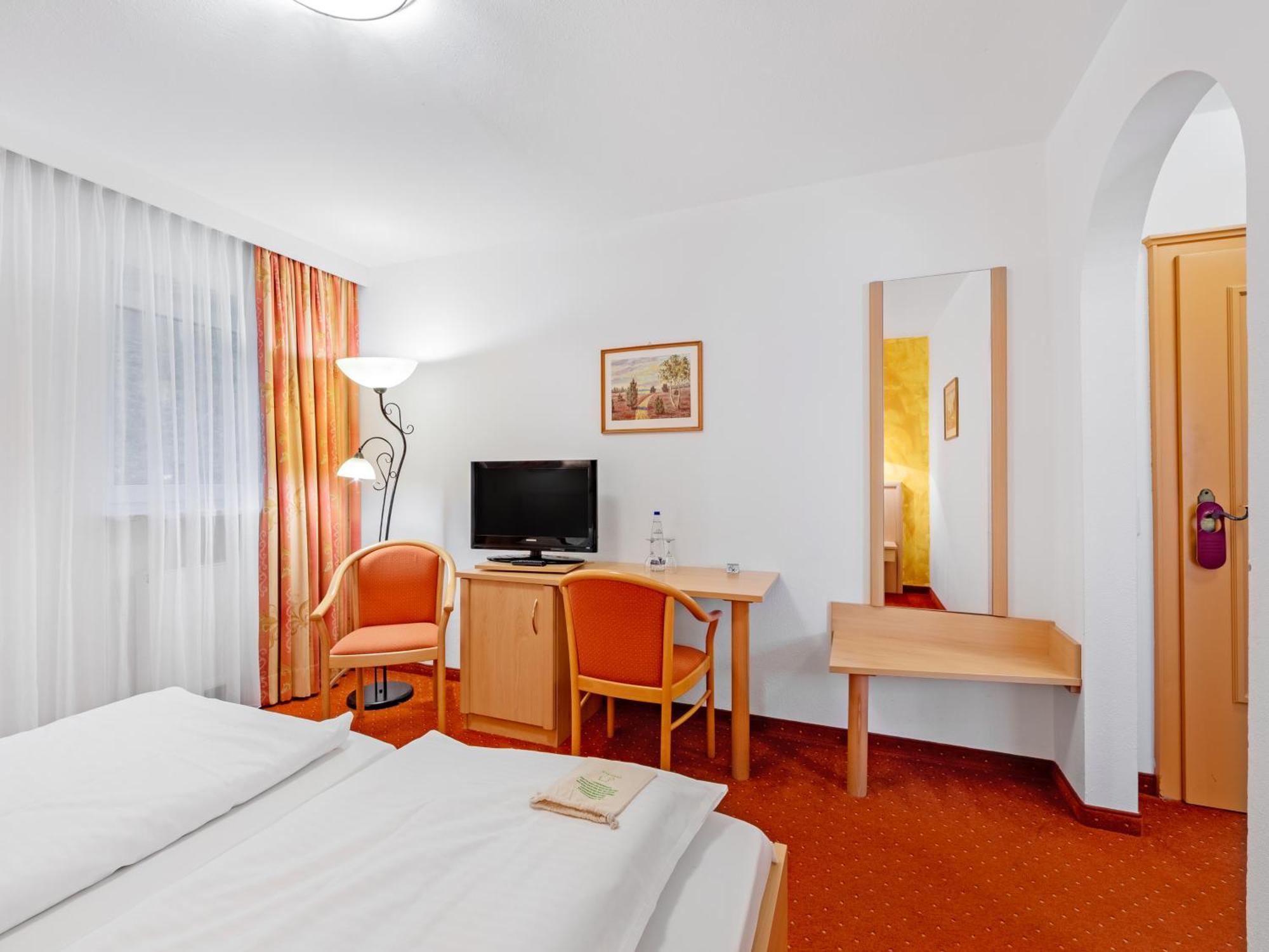 Landhotel Gabriele อุนเทอร์เวิสเซ็น ภายนอก รูปภาพ
